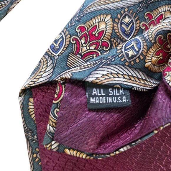 Vintage Christian Dior Monsieur Tie Silk Paisley Pattern Made in USA - Picture 2 of 5